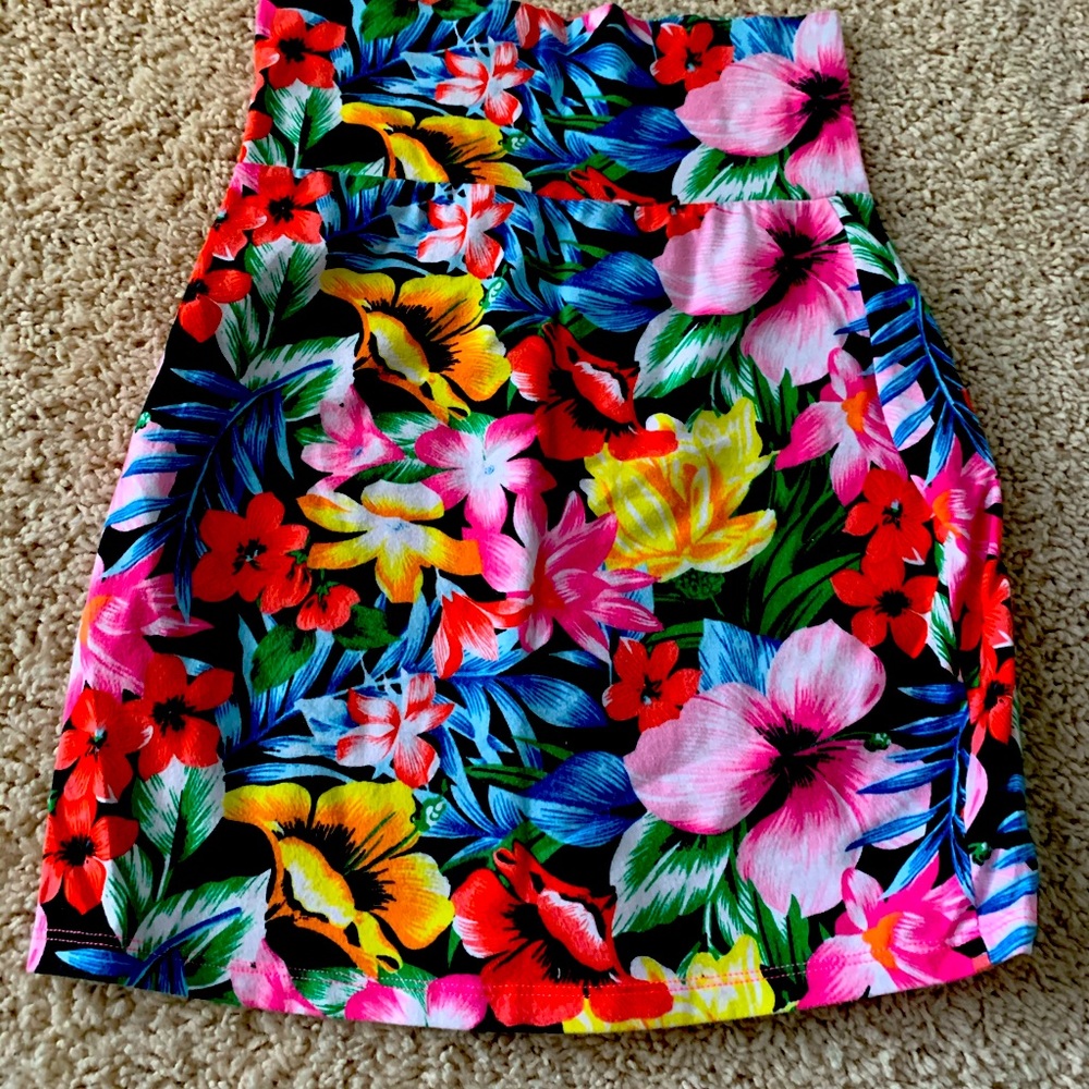 PINK Floral Mini Bodycon Skirt Size XS